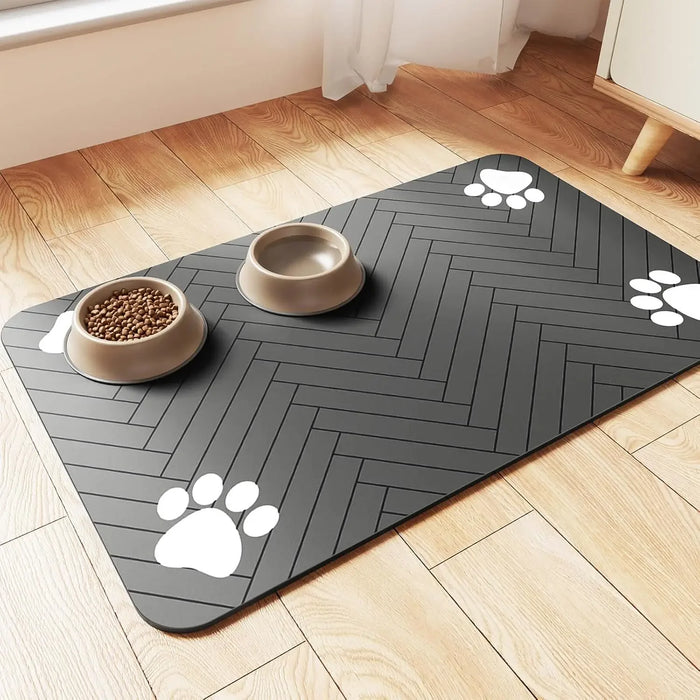 Quick-Dry Feeding Mat – 30X50cm Black, image 1